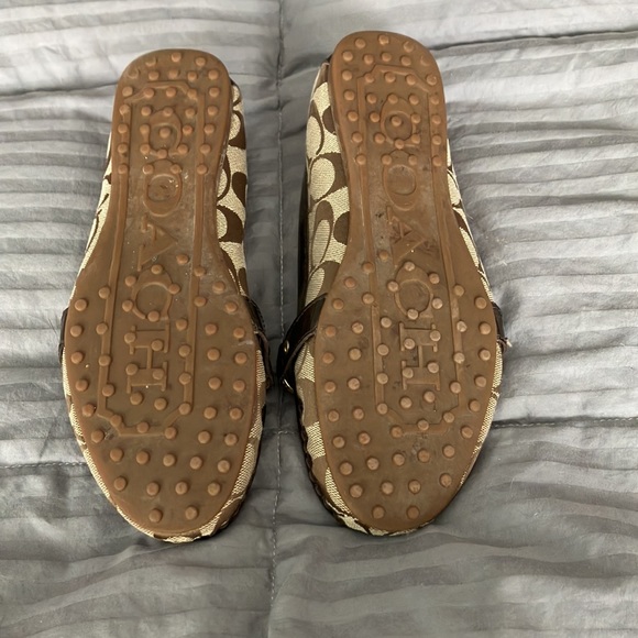 New Coach Felisha Canvas and Patent Leather Moc, size 7 - Picture 2 of 6